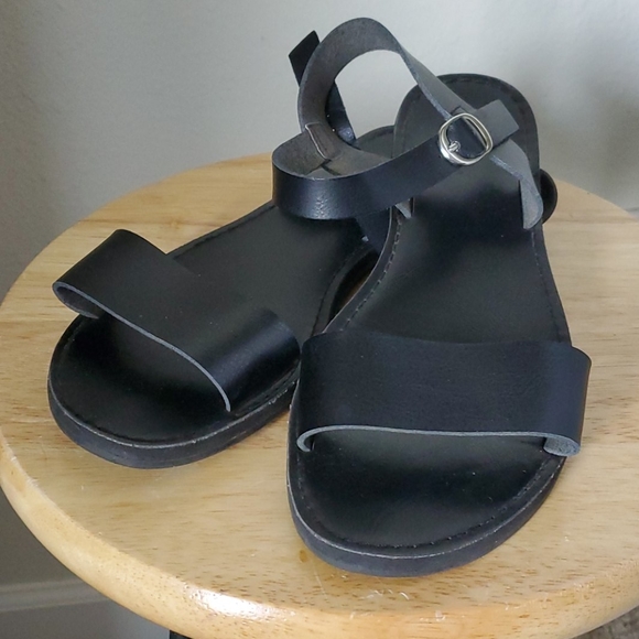 Merona Shoes - Sandals women’s 7.5